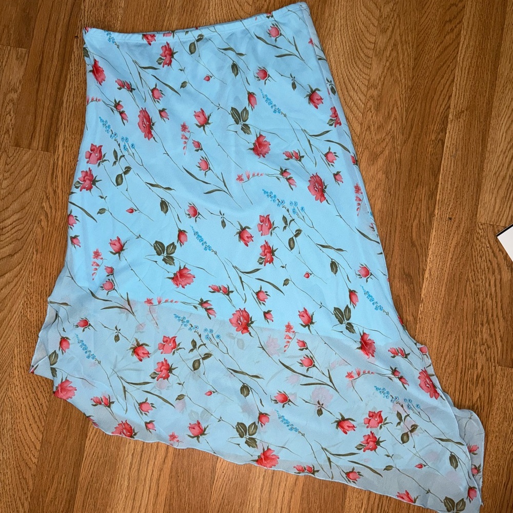 Vintage 90s Blue floral asymmetrical flowy skirt with pink accents - Picture 7 of 10